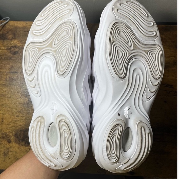 🛑SOLD🛑Adidas Adifom Quake almost new! - Picture 6 of 6
